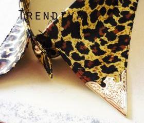 Leopard Tiger Cool Fashion Fake Collar